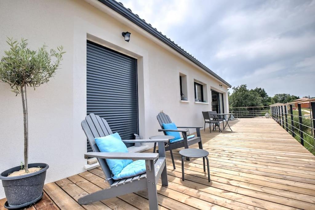 L'Elegante Confort, Clim & Vue Imprenable Bassillac Exterior photo